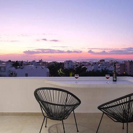 Amazing Suite At Glyfada With Sea View & Jacuzzi Atina Dış mekan fotoğraf