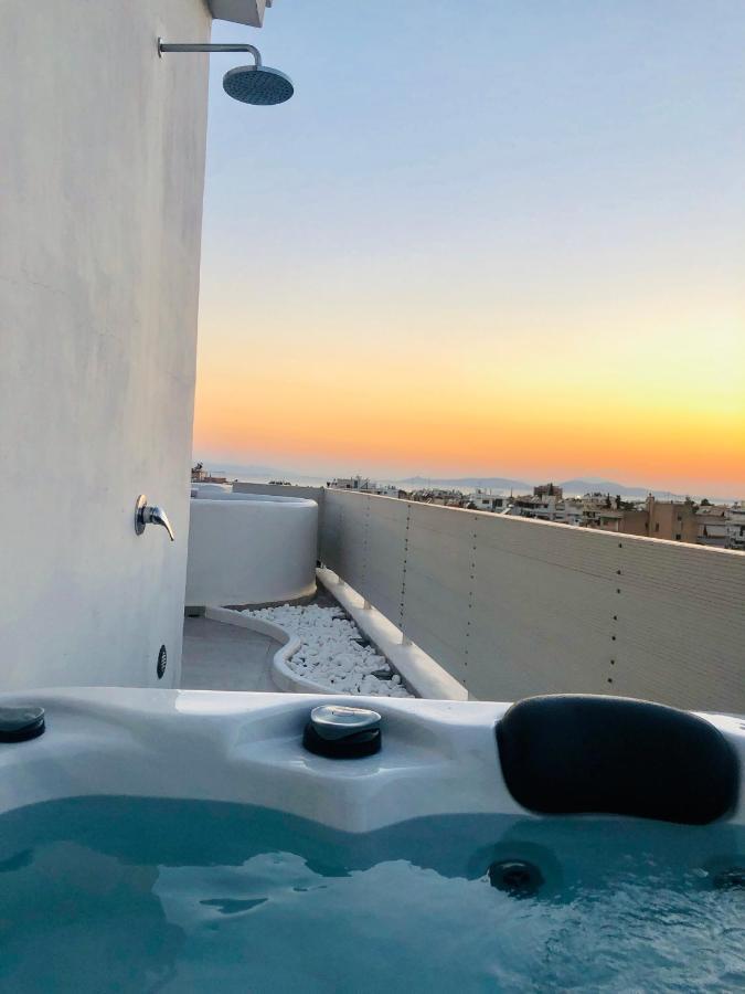 Amazing Suite At Glyfada With Sea View & Jacuzzi Atina Dış mekan fotoğraf